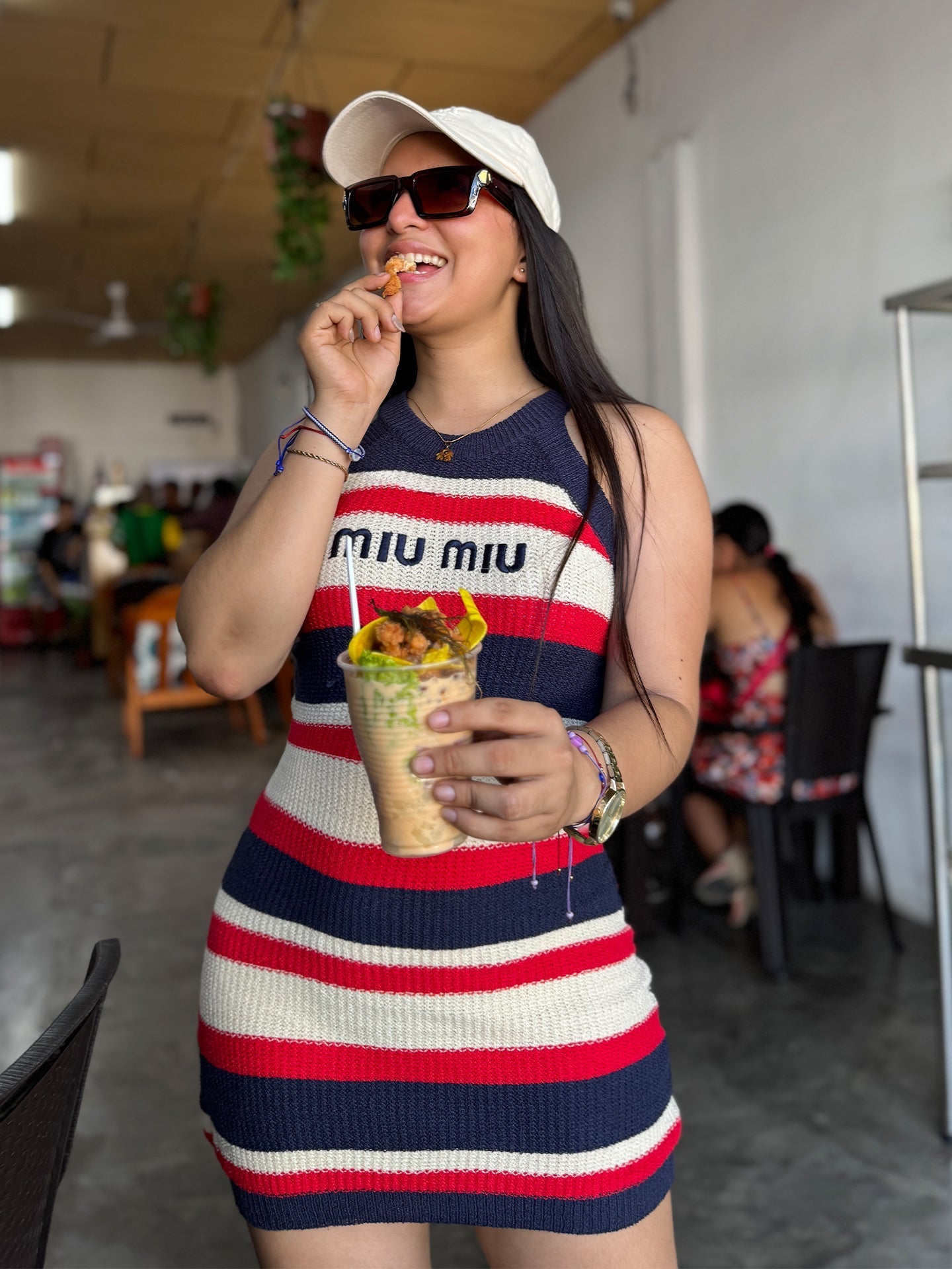 Cuando la comida marina se comparte, el momento se vuelve inolvidable. Vive la experiencia SOFVE