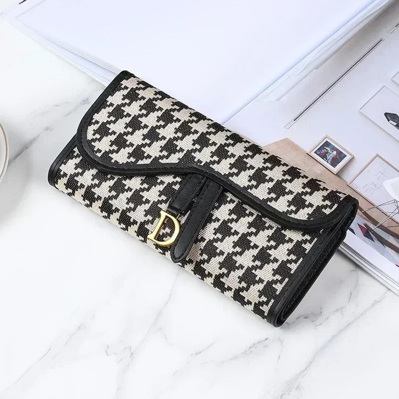 15618 1c-01-03 Cartera Retro con hebilla 1Pza