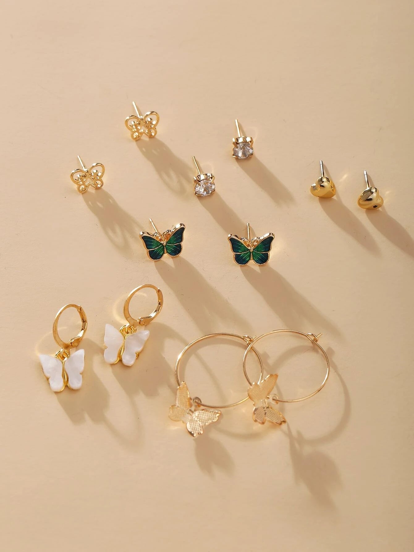 16086 2b-01-03 Pendientes con diseño de mariposa 6 Pares
