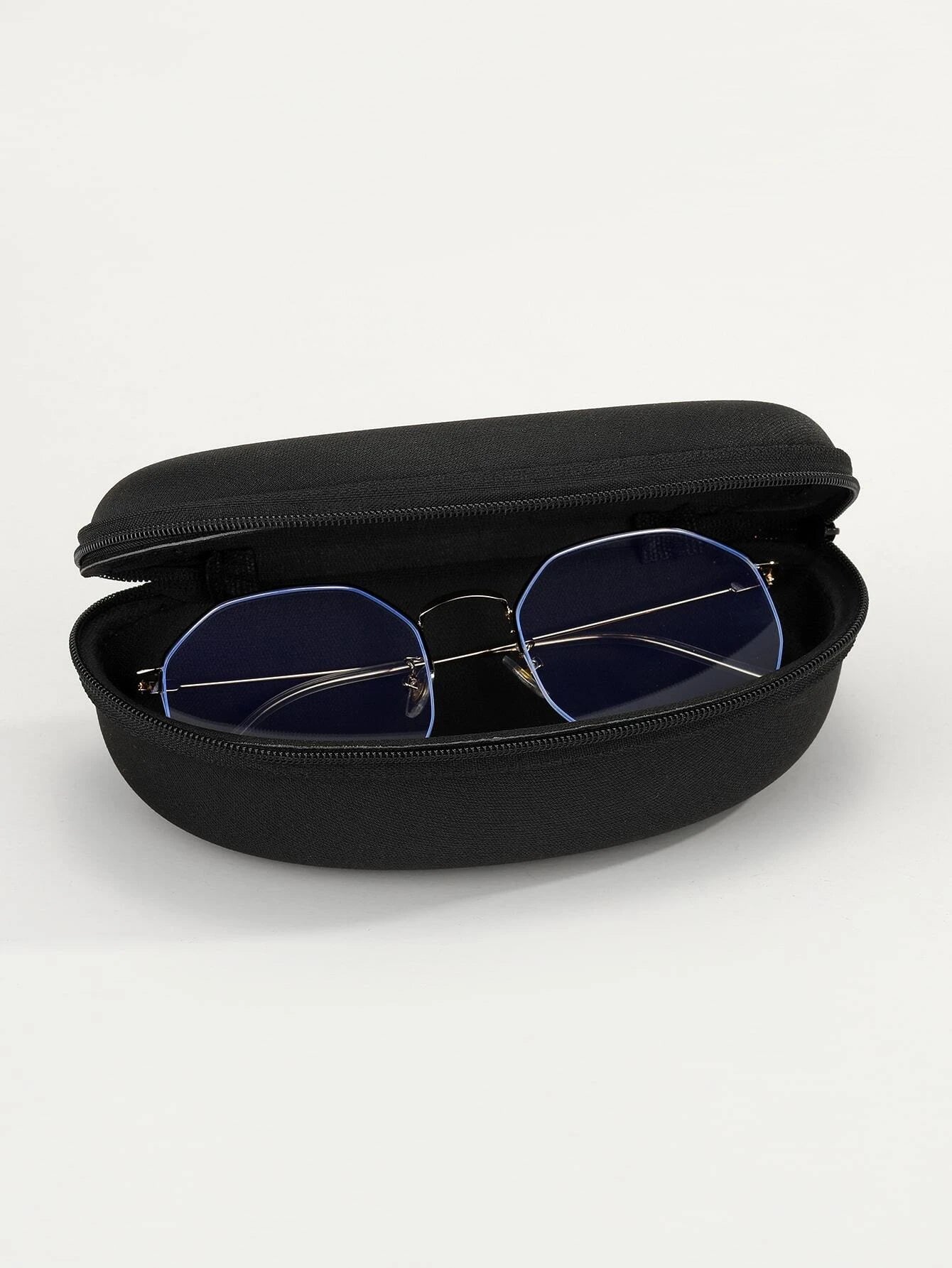 2239 t01 Estuche de gafas amplia al azar 1 Pza