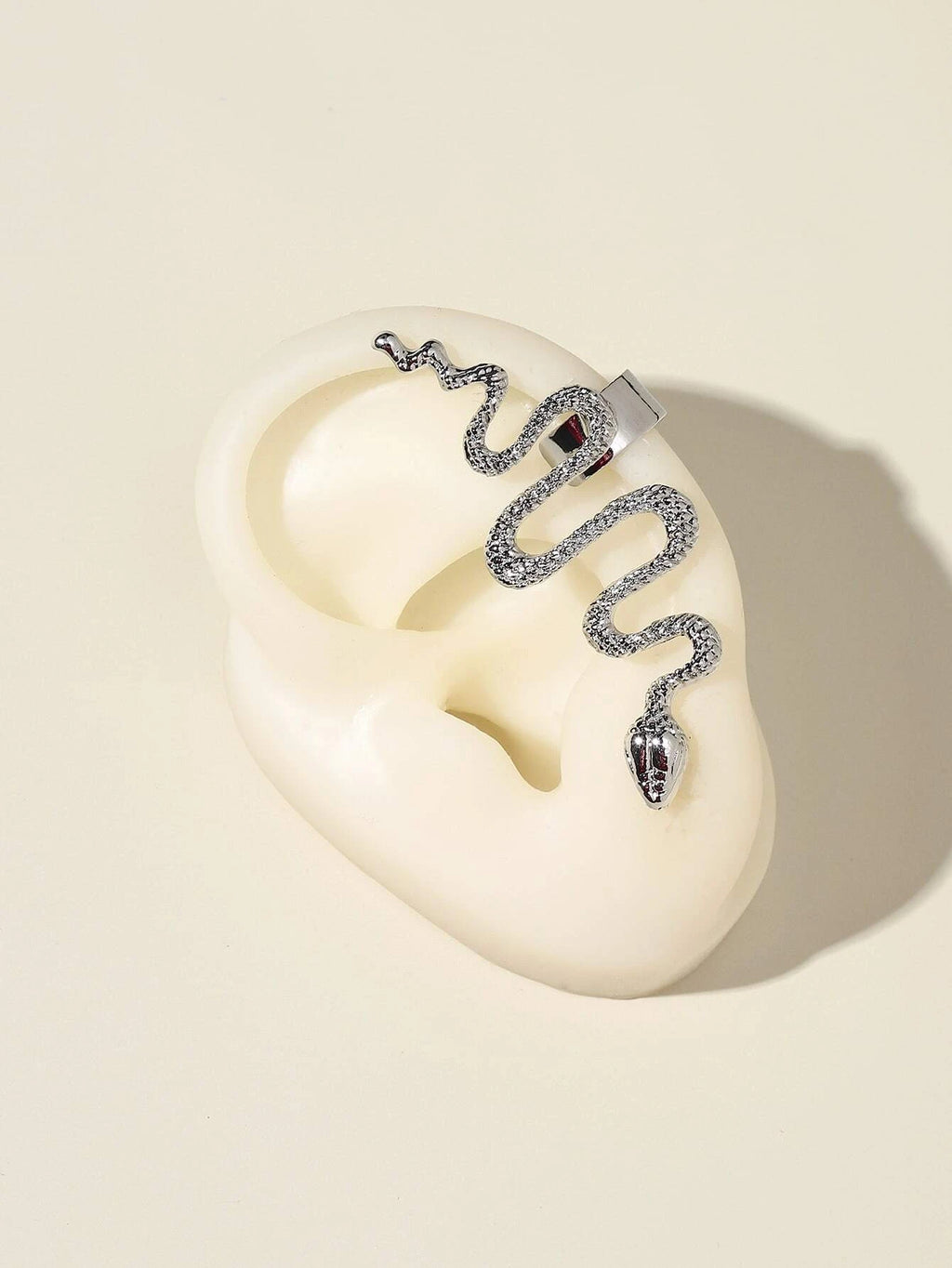 7861 1b-073 Cuff de oreja con serpiente