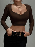 9394 a07-01 Camiseta Corta De Cuello Recortado Y Color Sólido