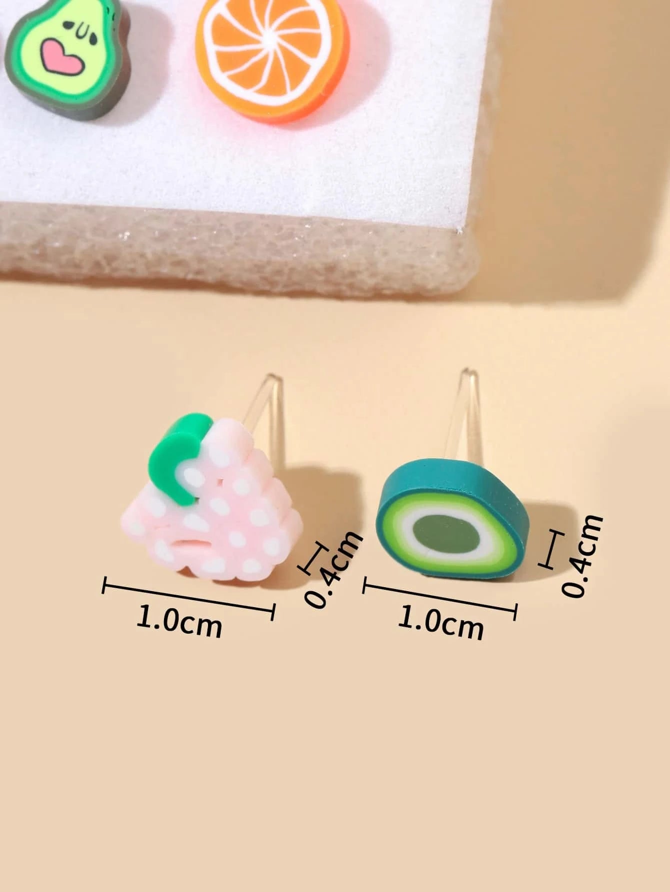 15362 2b-01-02 Pendientes diseño de fruta 36 Pares