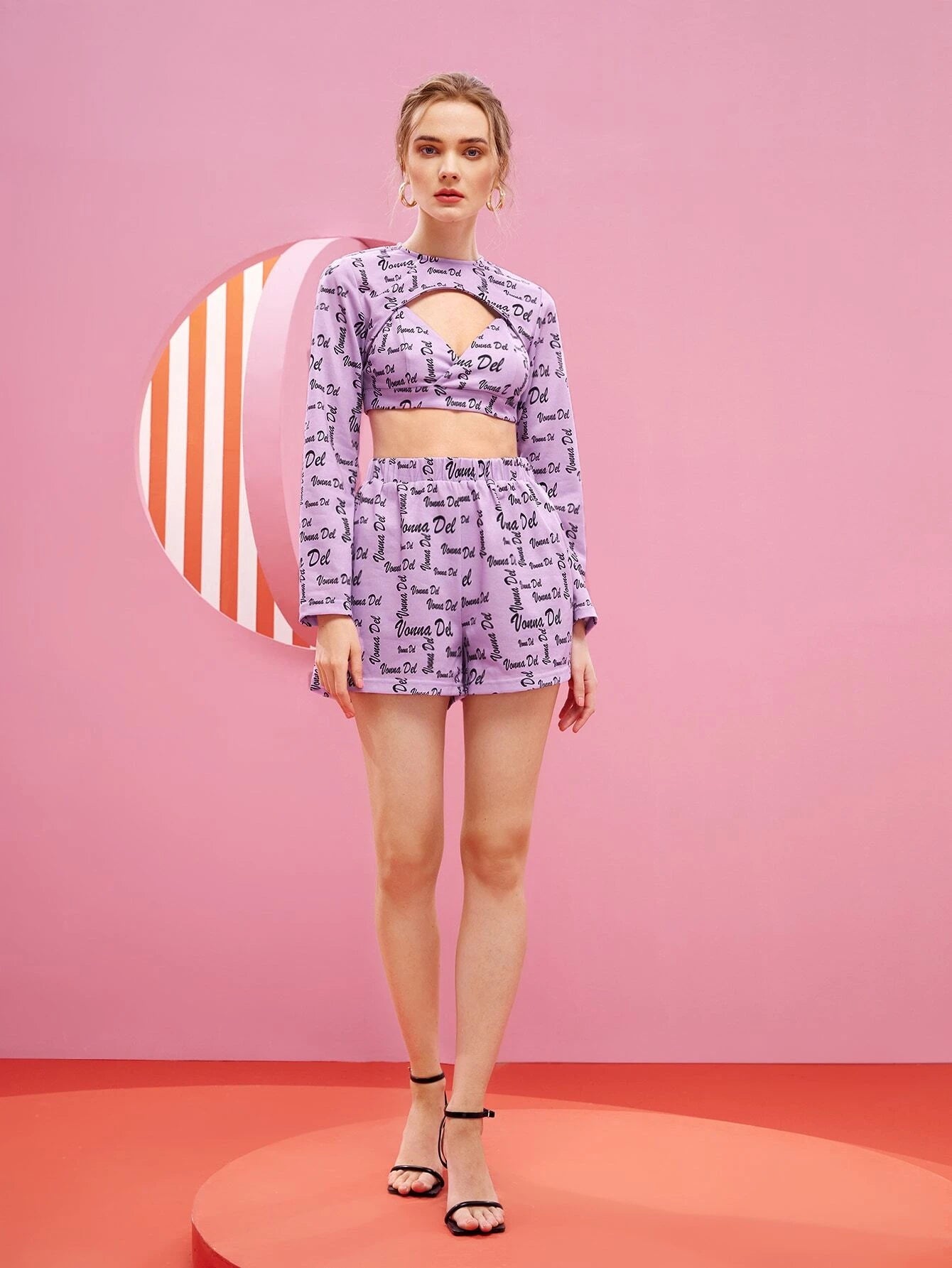 7695 1t-007 Set 3 piezas Top súper corto & Shorts con camisola