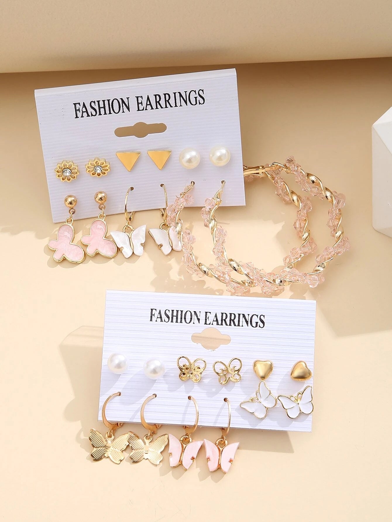 15367 1b-023 Pendientes en forma de mariposa 24 Pares