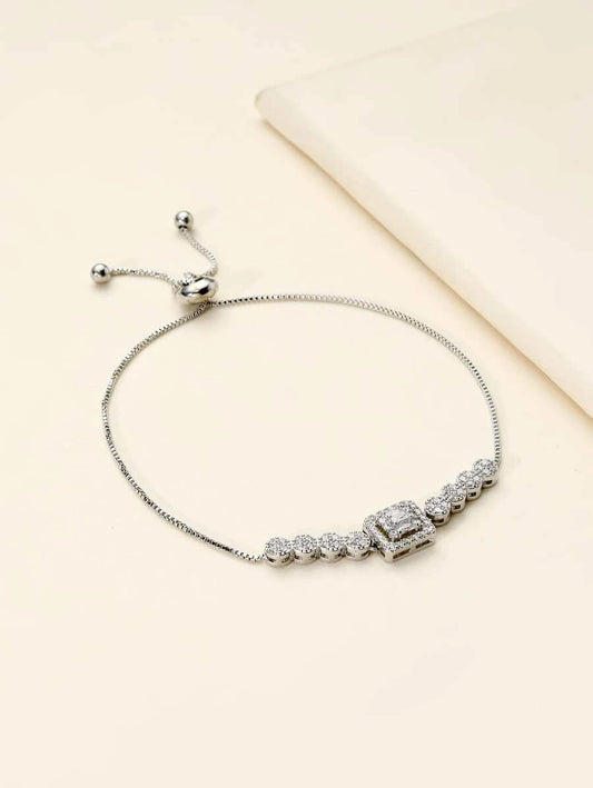 11415 1b-03-19 Pulsera con diseño de zirconia cúbica