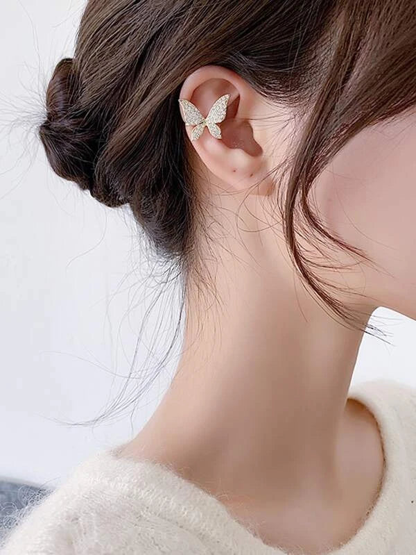 7823 1b-052 Una pieza Cuff de oreja con diamante de imitación con diseño de mariposa