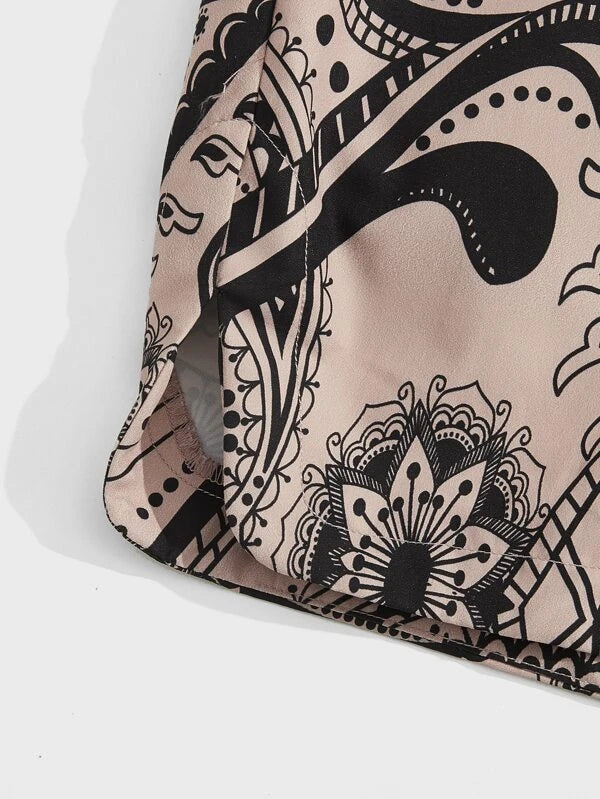 7040 a01-04 Shorts con estampado floral con paisley de cintura con cordón