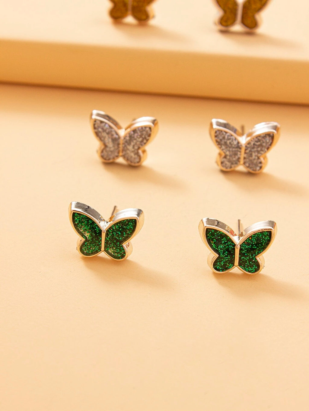 15371 2b-01-02 Pendientes Diseño Mariposa 6 Pares