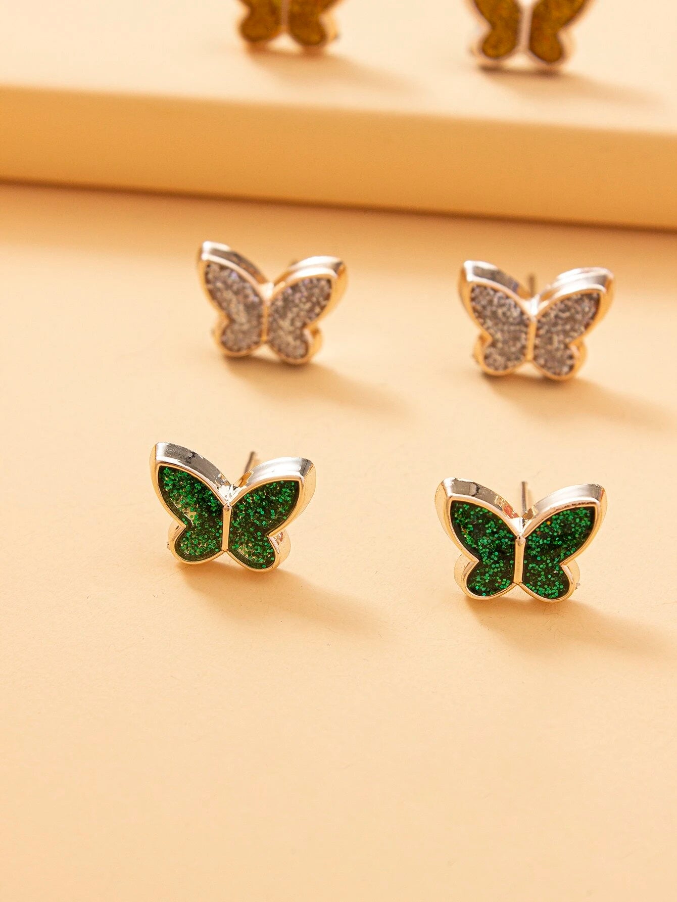 15371 2b-01-02 Pendientes Diseño Mariposa 6 Pares