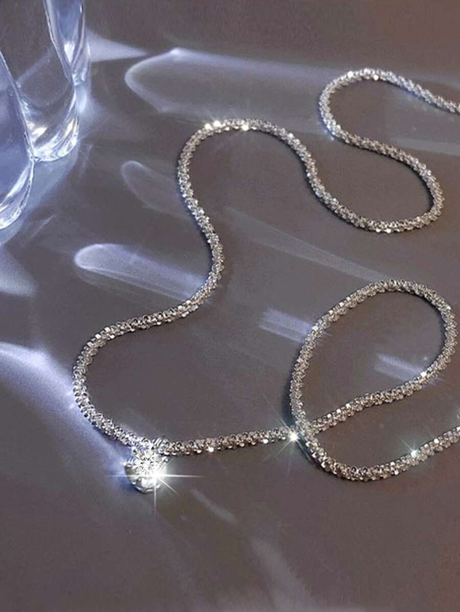 15195 1b-01-10 Collar con dije de pentágono romboidal de circonia cúbica