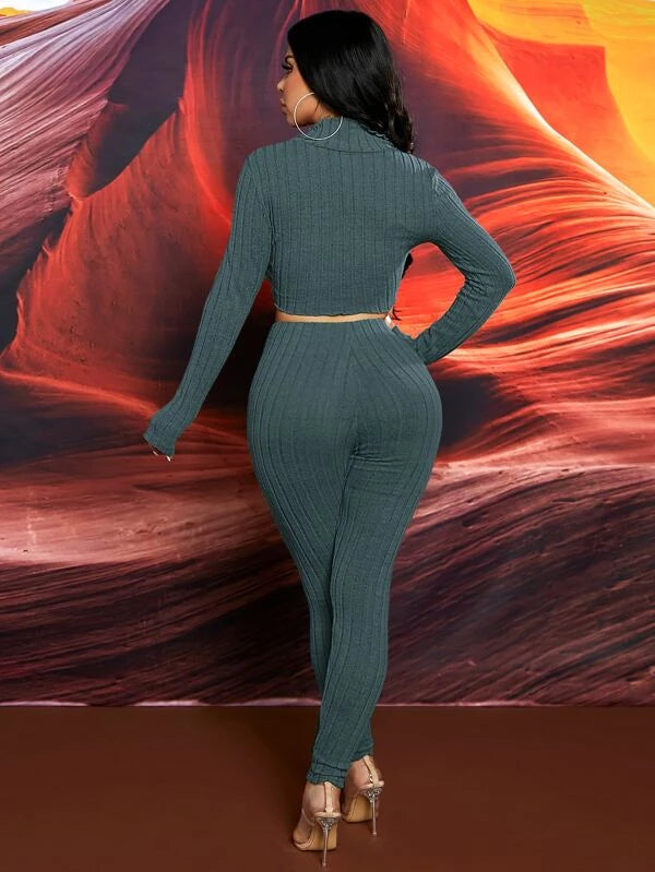 6564 1t-007 Conjunto leggings con camiseta unicolor tejido de canalé bajo asimétrico