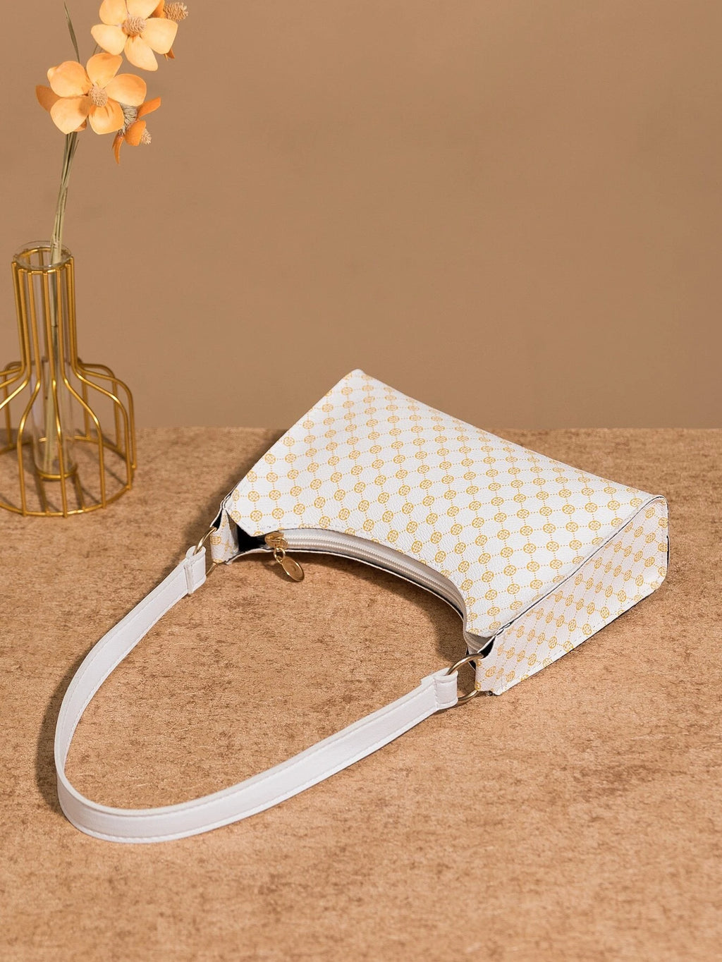 14609 1c-01-03 Bolso baguette 1 Pza