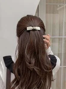 10070 1b-032 Horquilla con diseño de lazo