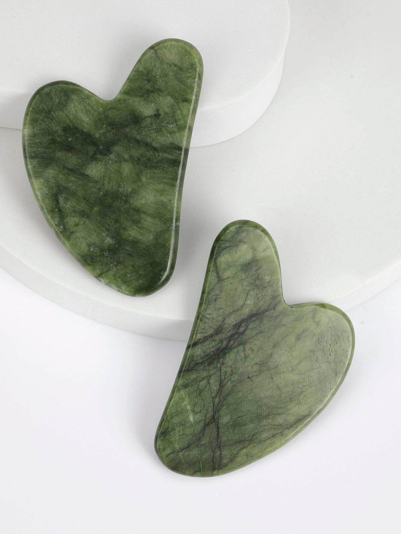 14099 1b-04-10 Tablero Gua Sha con diseño de corazón