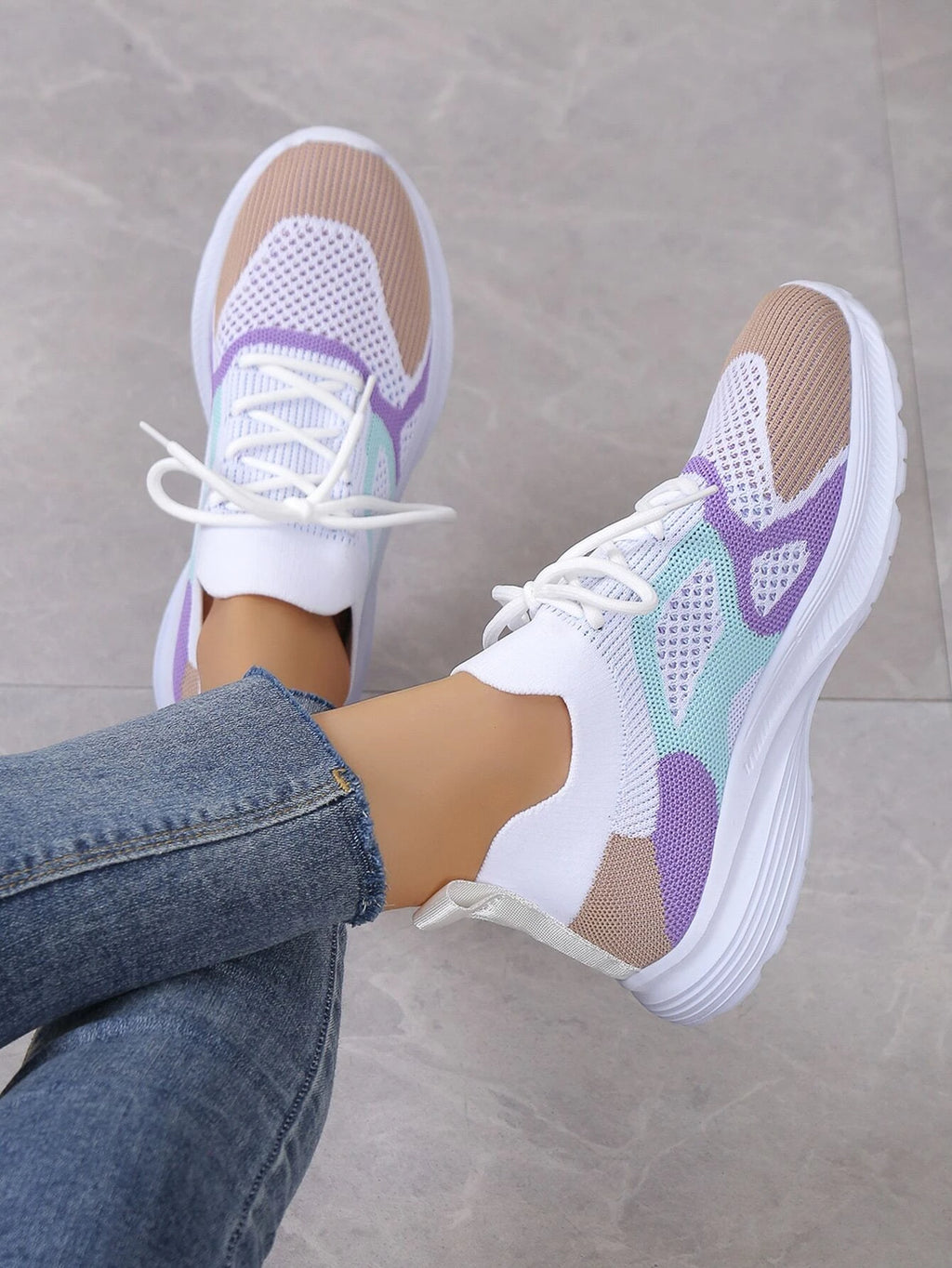 7763 1c-02-04 Zapatillas deportivas delanteras con cordones de bloque de color