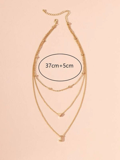 7970 b03-17 Collar a capas accesorio con letra J