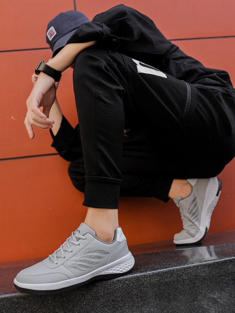 8726 1c-024 Zapatillas deportivas delanteras con cordones y estampado de letras para hombre