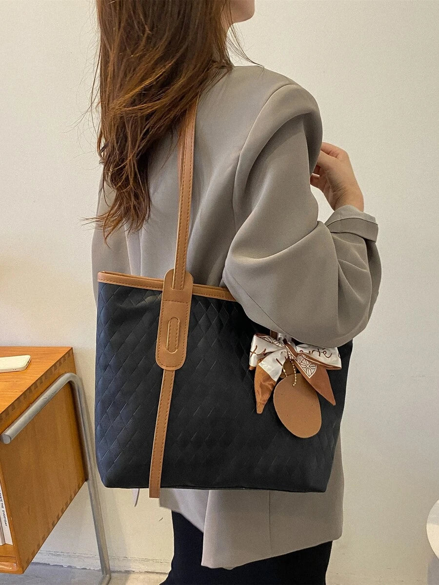 8922 1t-002 Bolso tote de hombro con decoración de bufanda de sarga