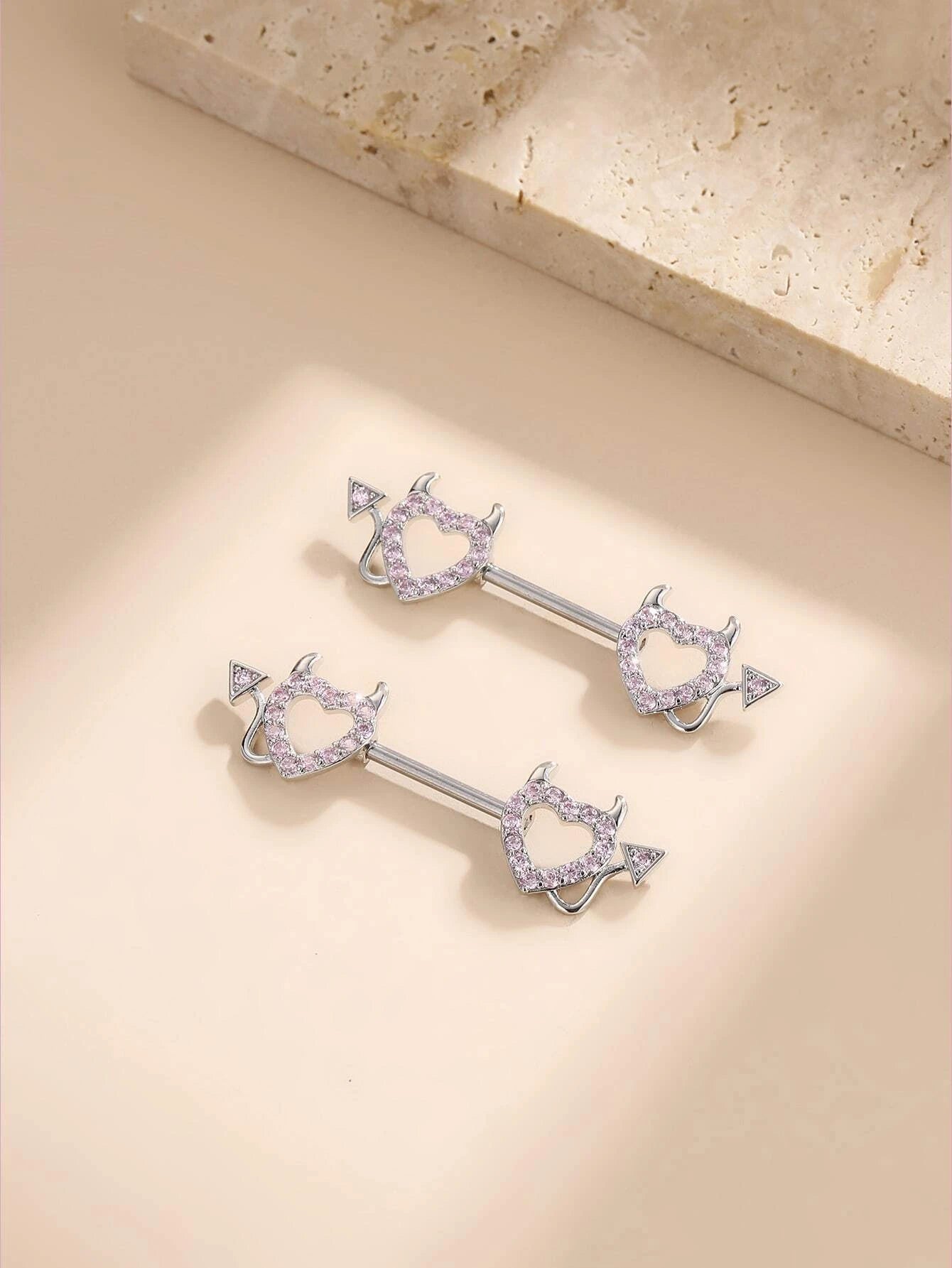 15333 1b-022 Piercing Diseño de corazón 2 Pzas