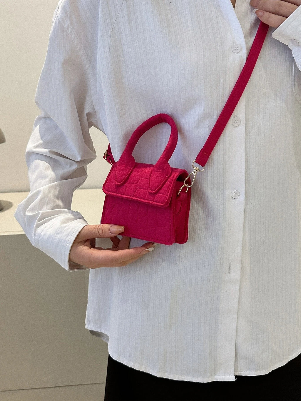 15643 1c-01-07 Bolsa cuadrada mini 1 Pza