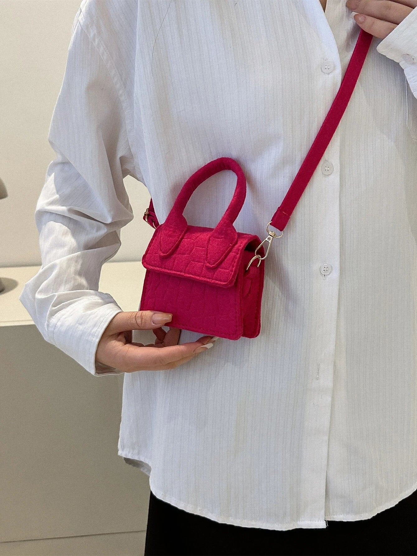15643 1c-01-07 Bolsa cuadrada mini 1 Pza