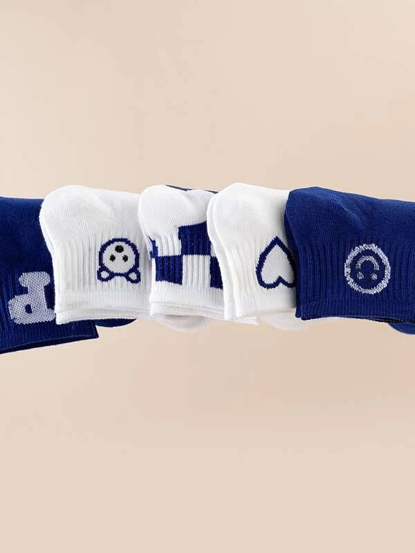 7212 1a-001 Cinco pares Calcetines tobilleros con estampado de corazón y letra