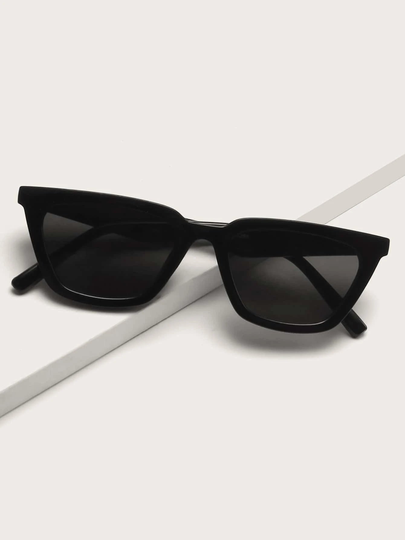 9046 a02-03 gafas de sol negras con montura acrílica para la vida diaria