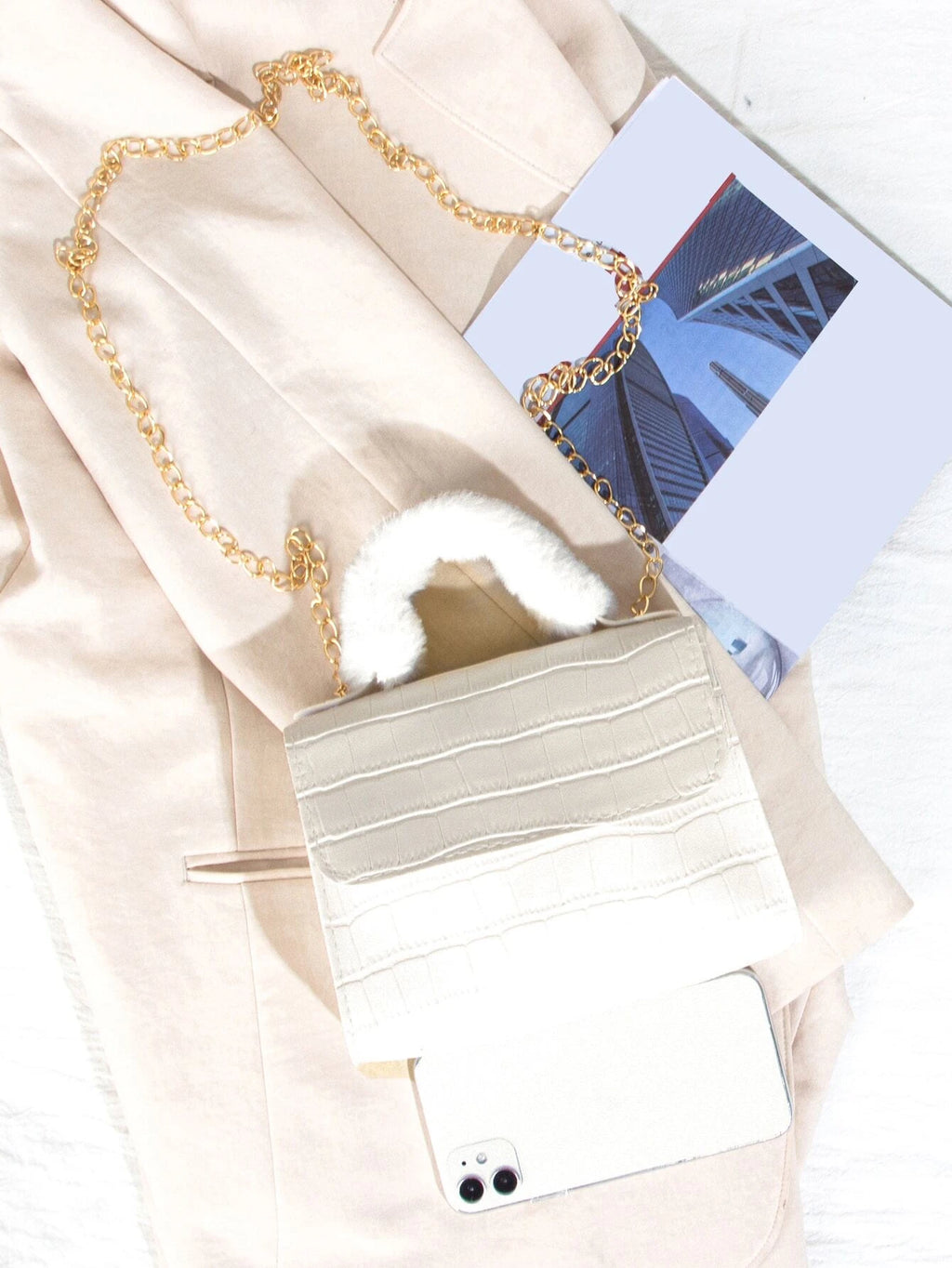 5920 a11-01 Bolsa cuadrada mini con cocodrilo en relieve con solapa