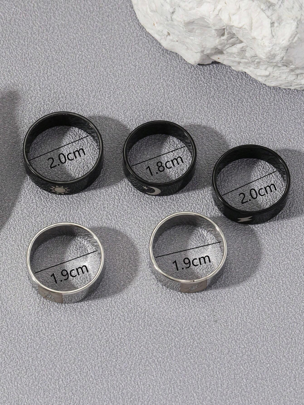 14972 1b-032 Anillos diseño de estrella y sol 5 Pzas