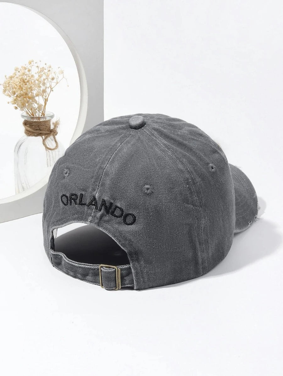 8515 b02-04 Gorra de béisbol rasgada con bordado de letra
