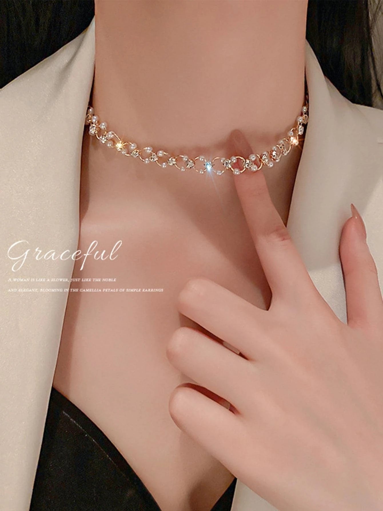 7181 b03-11 Collar atractivo aleación de zinc con diseño de diamante de imitación y perla artificial para mujeres para decoración diaria