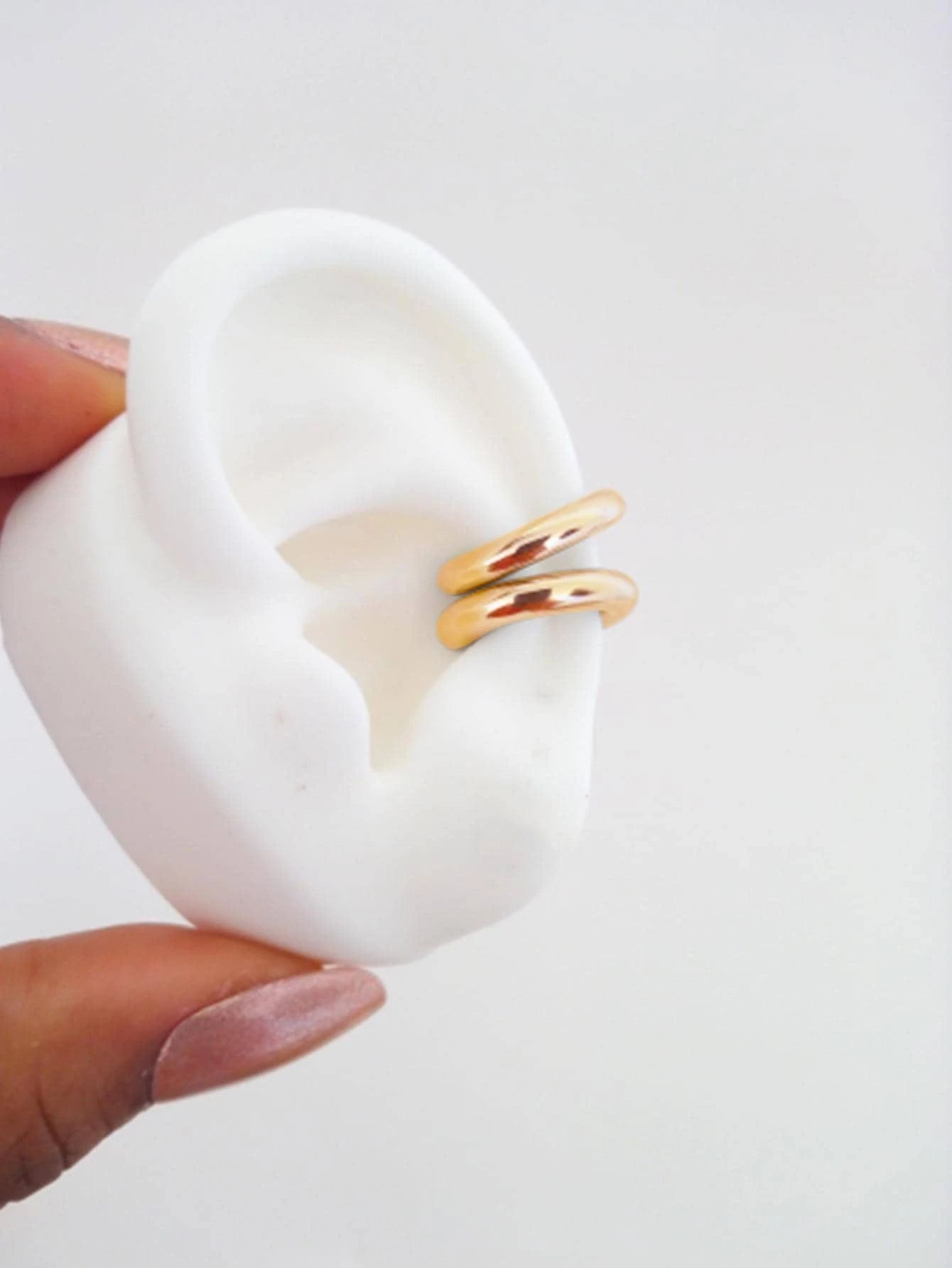 14301 1b-05-11 Cuff de oreja 1 Par