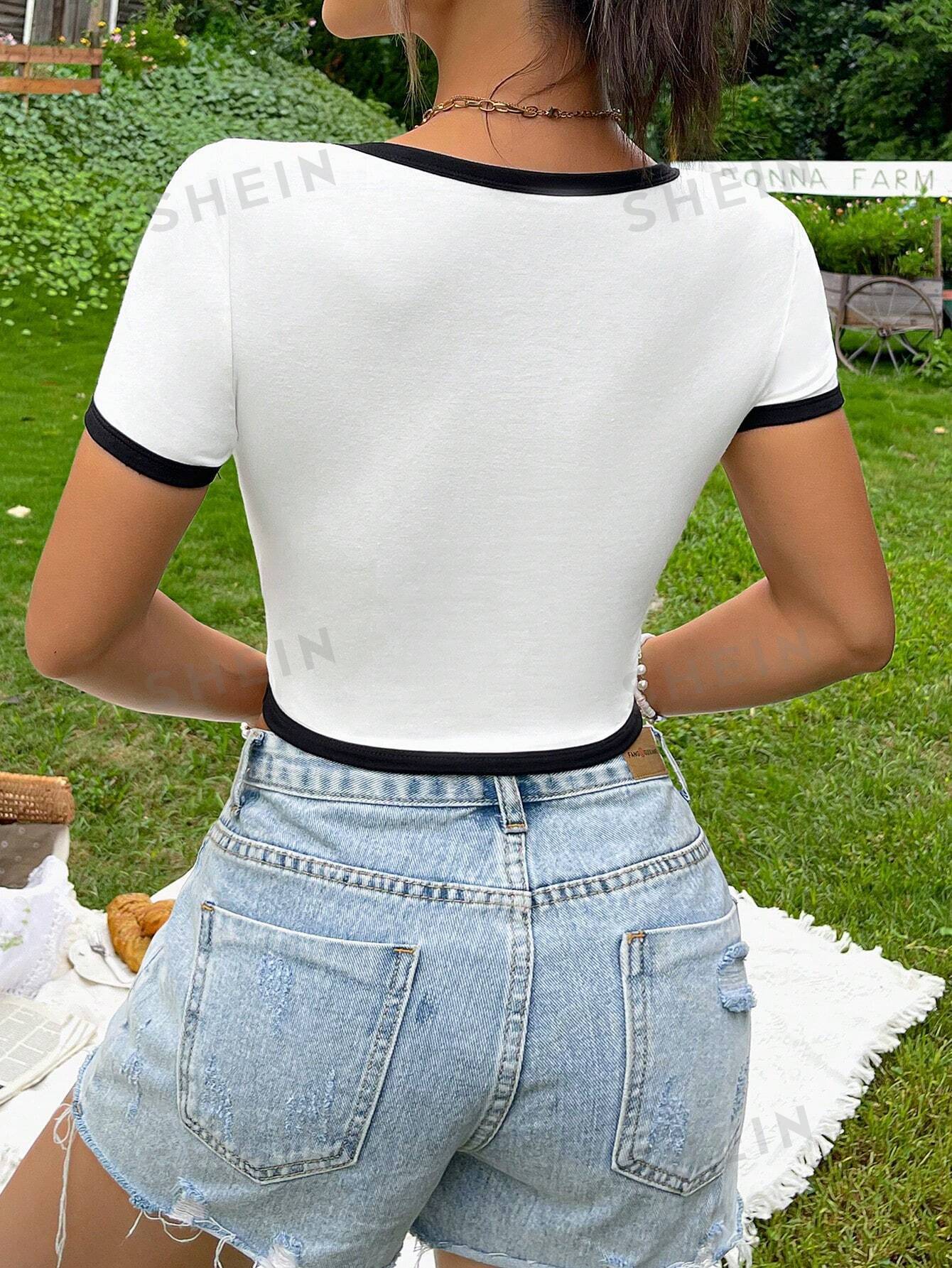 10123 a03-10 Camiseta crop unido en contraste