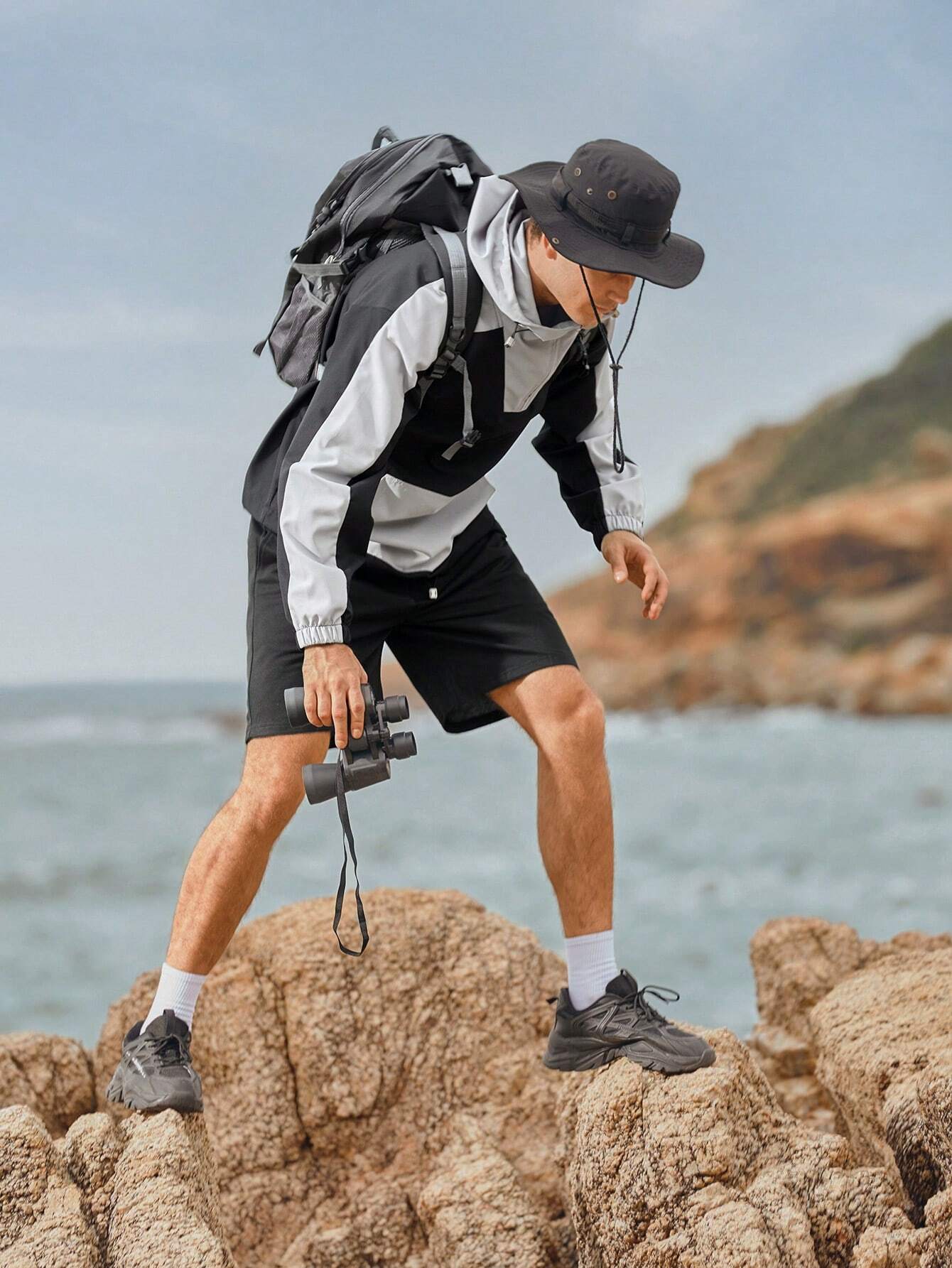 6122 1a-137 Cazaca de color combinado con bolsillo de canguro con capucha caparazón blando