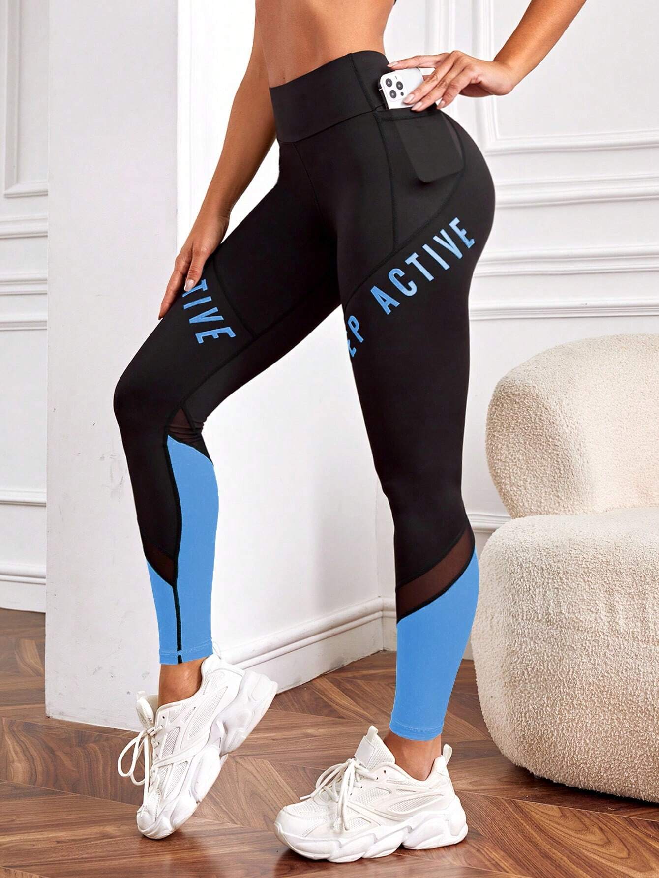 9550 1a-055 Leggings deportivos con estampado de letra de color combinado de malla con bolsillo para teléfono