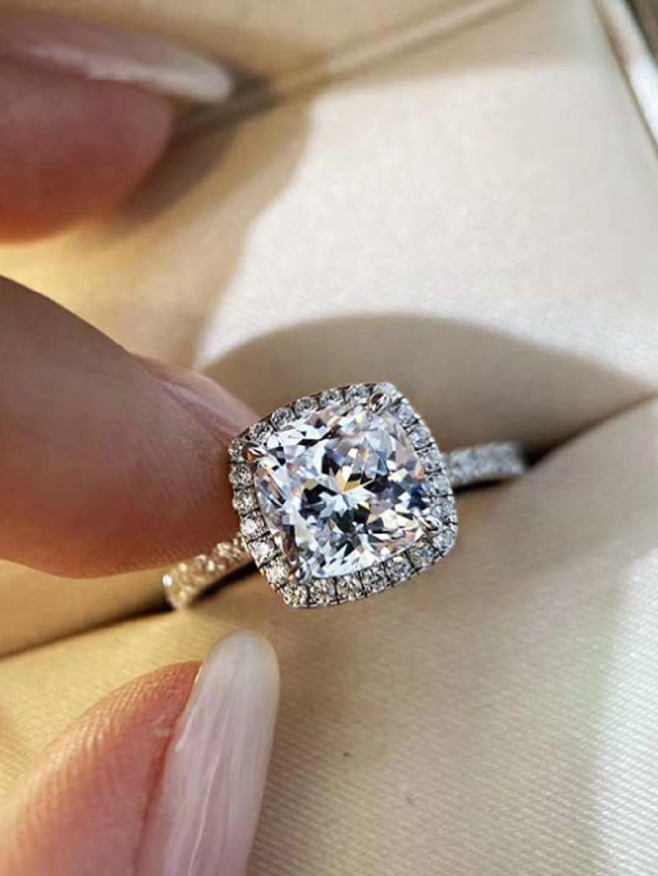 10597 1b-074 Anillo con diseño de diamante de imitación