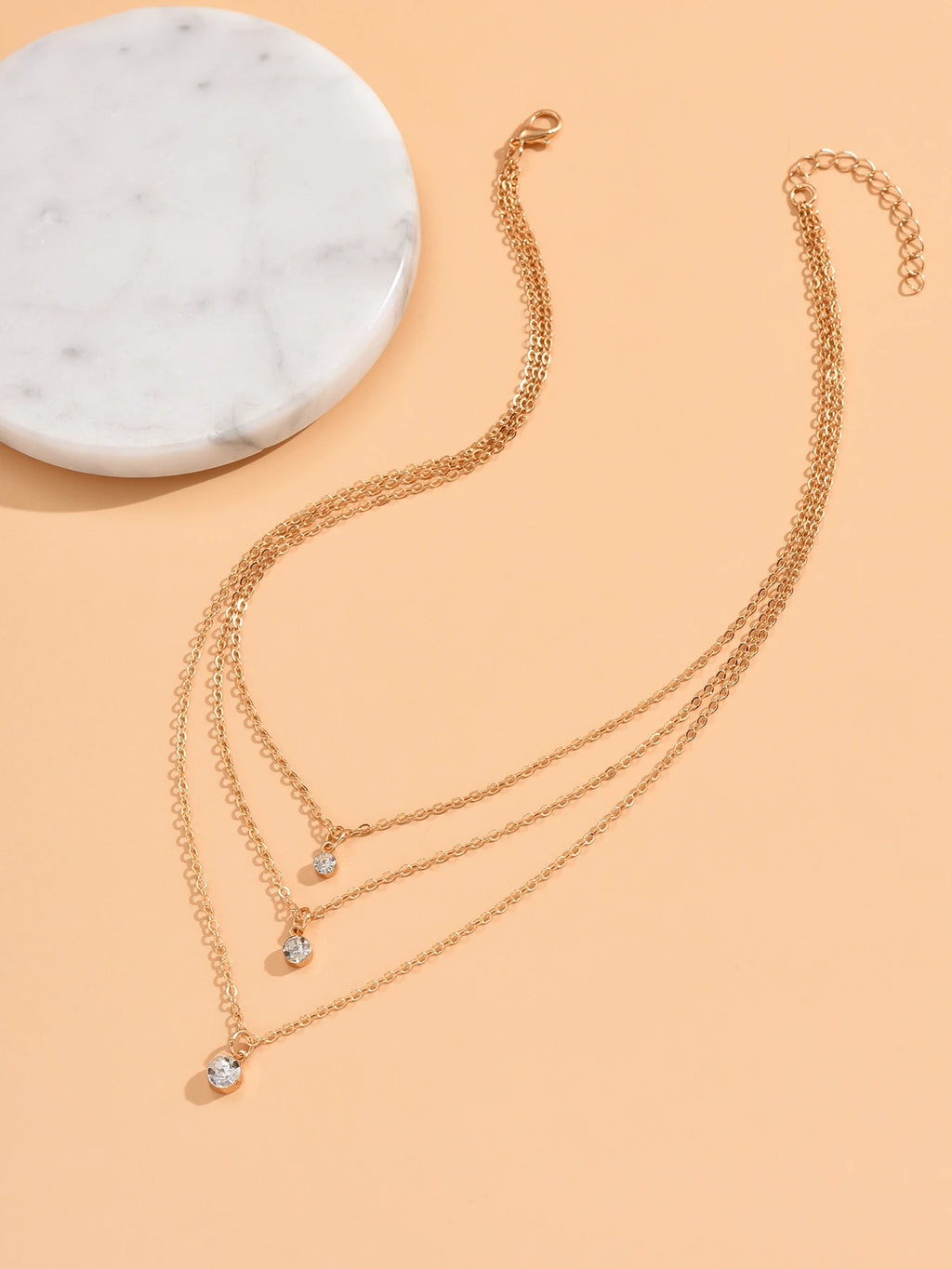 16388 1b-076 Collar multicapas con diamante 1 Pza