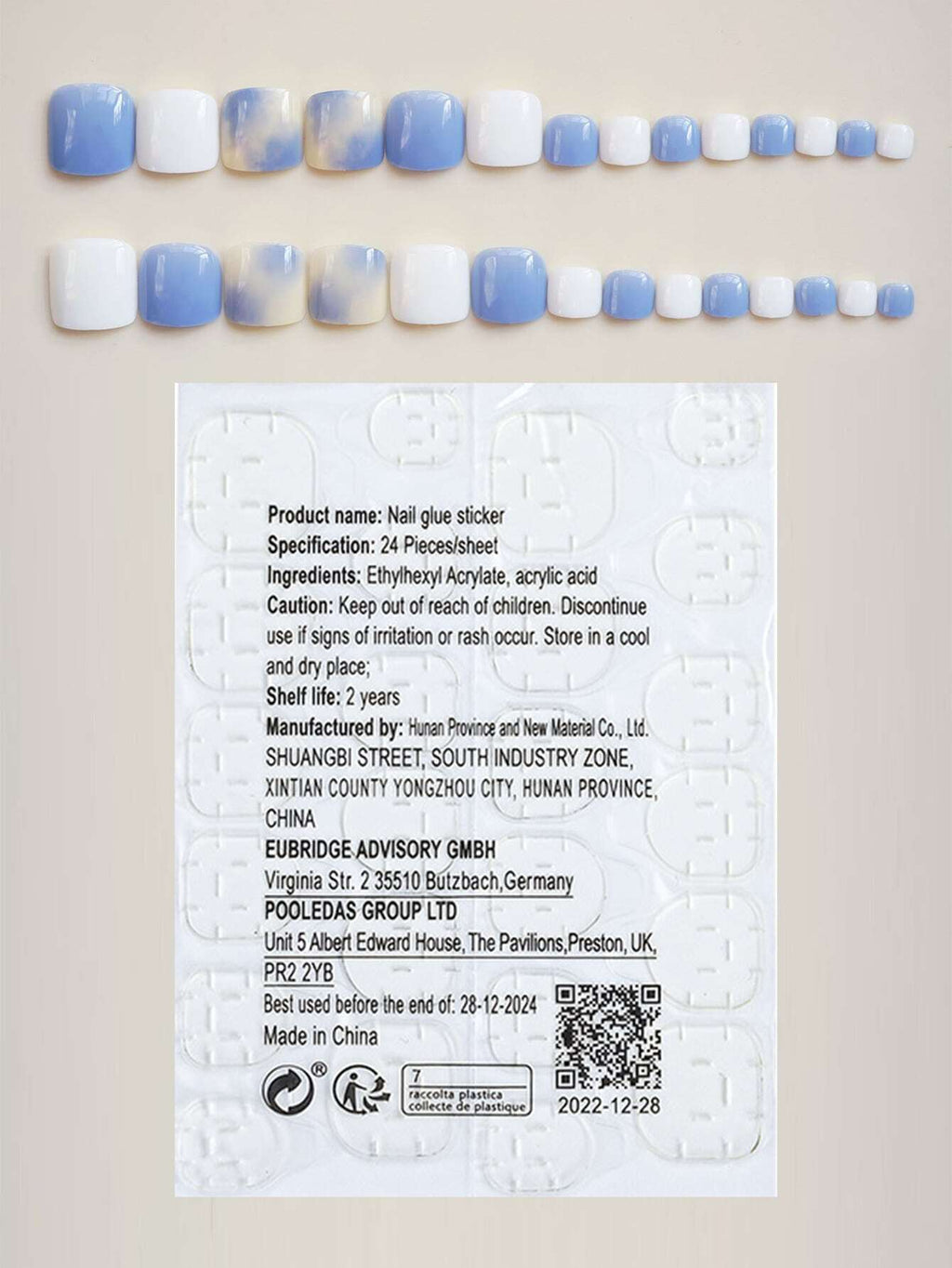 6077 1b-174 Kit 24 de uñas de pedicura con diseño de cielo azul y nubes