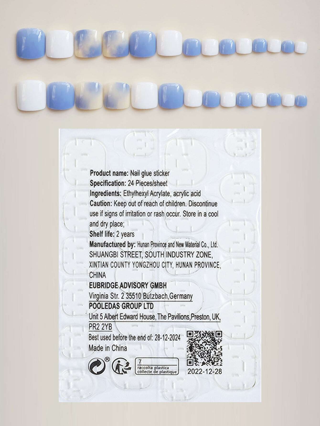 6077 1b-174 Kit 24 de uñas de pedicura con diseño de cielo azul y nubes