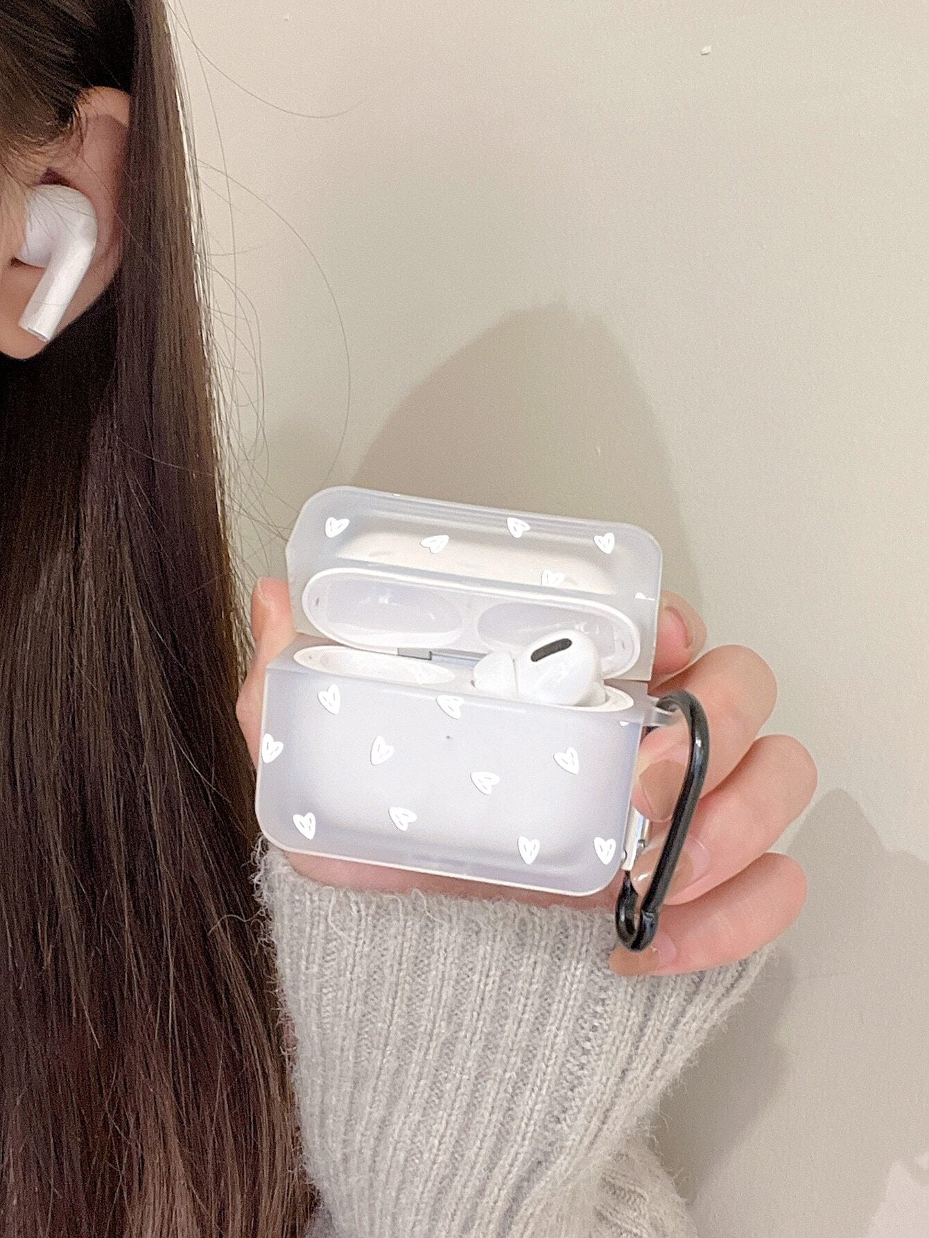 14503 2b-01-02 Estuche Airpods 1 Pza