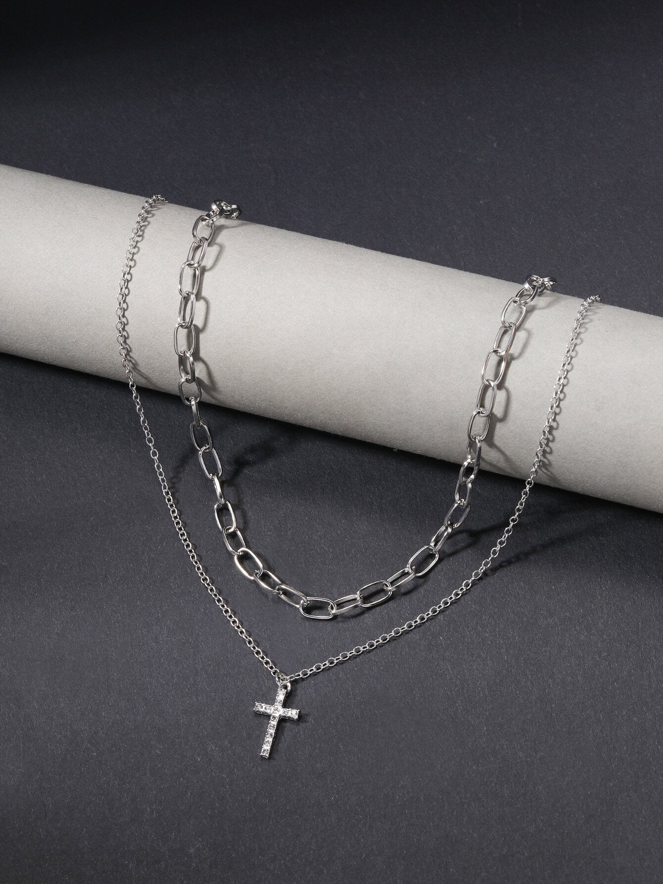5856 b03-04 Collares a Capas
