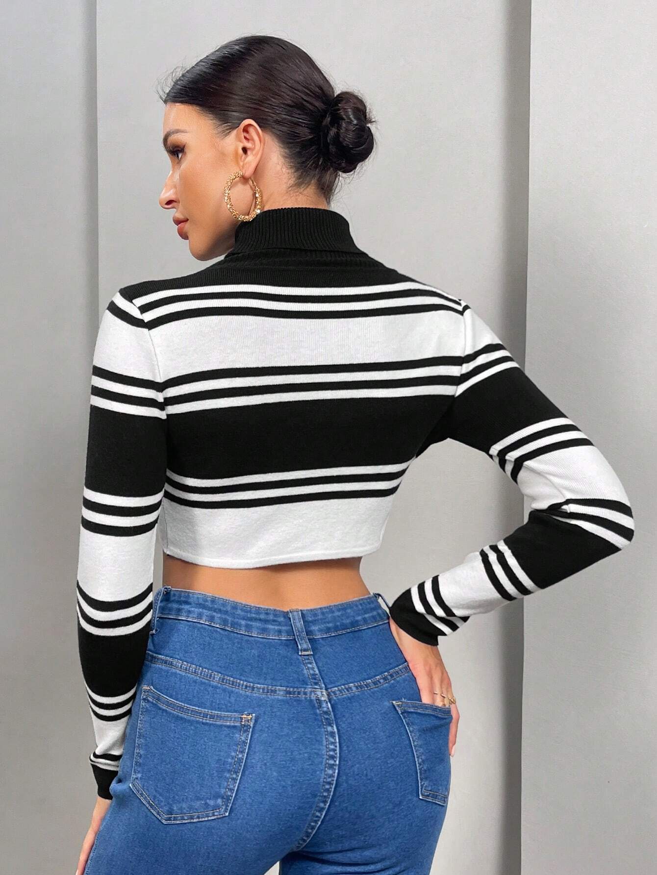 6227 a07-05 Essnce Jersey crop con patrón de rayas
