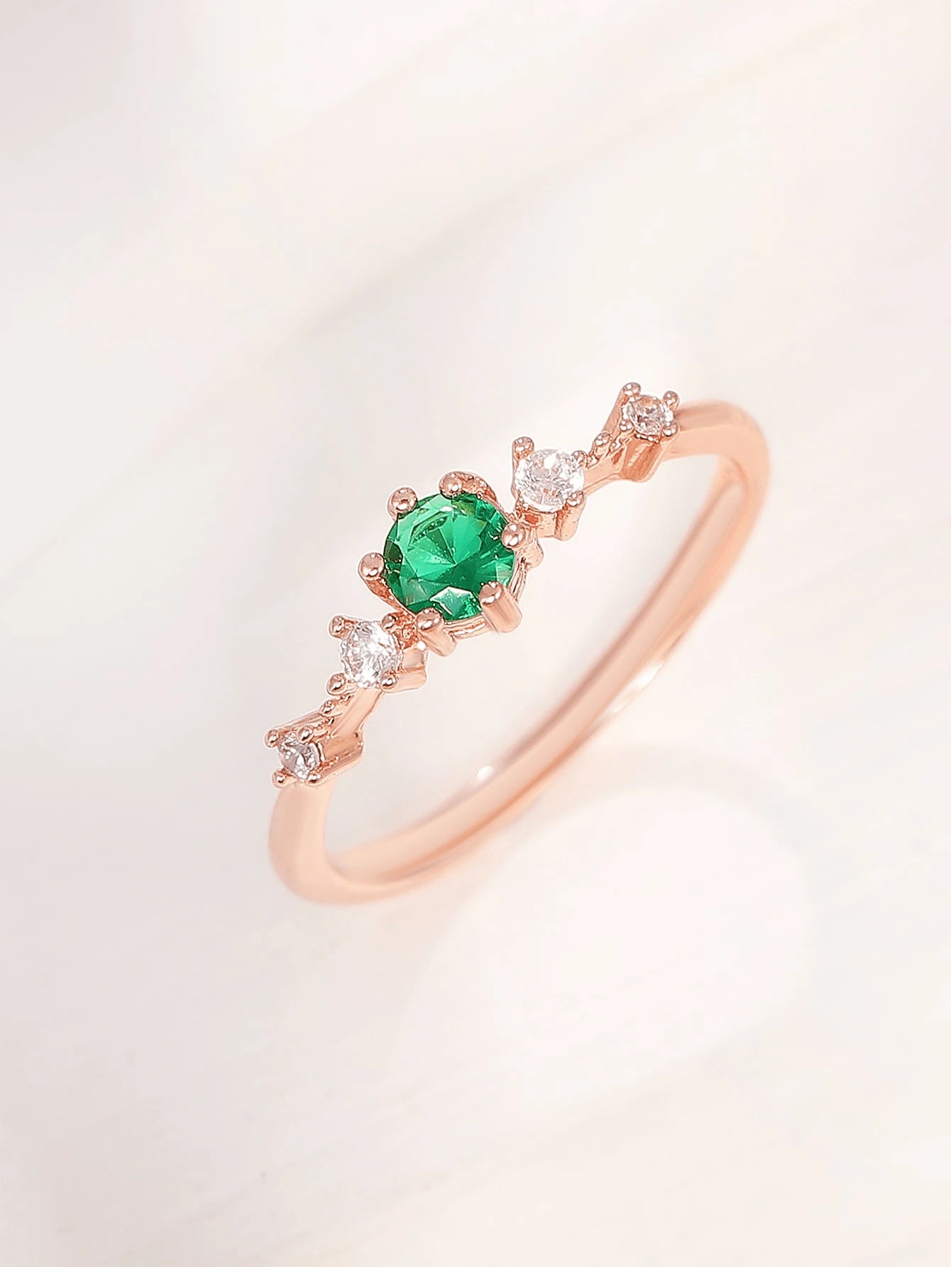 11493 1b-076 1 Pieza Diseño De Anillo De Cobre Simple Y Versátil Con Decoración De Circonita De Flor Para Mujer