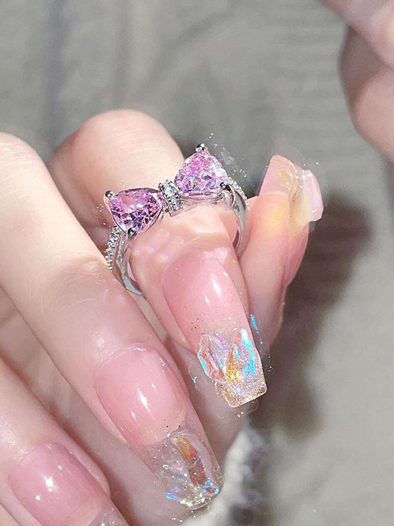 10593 1b-074 Anillo recortado con lazo de Zirconia cúbica rosa