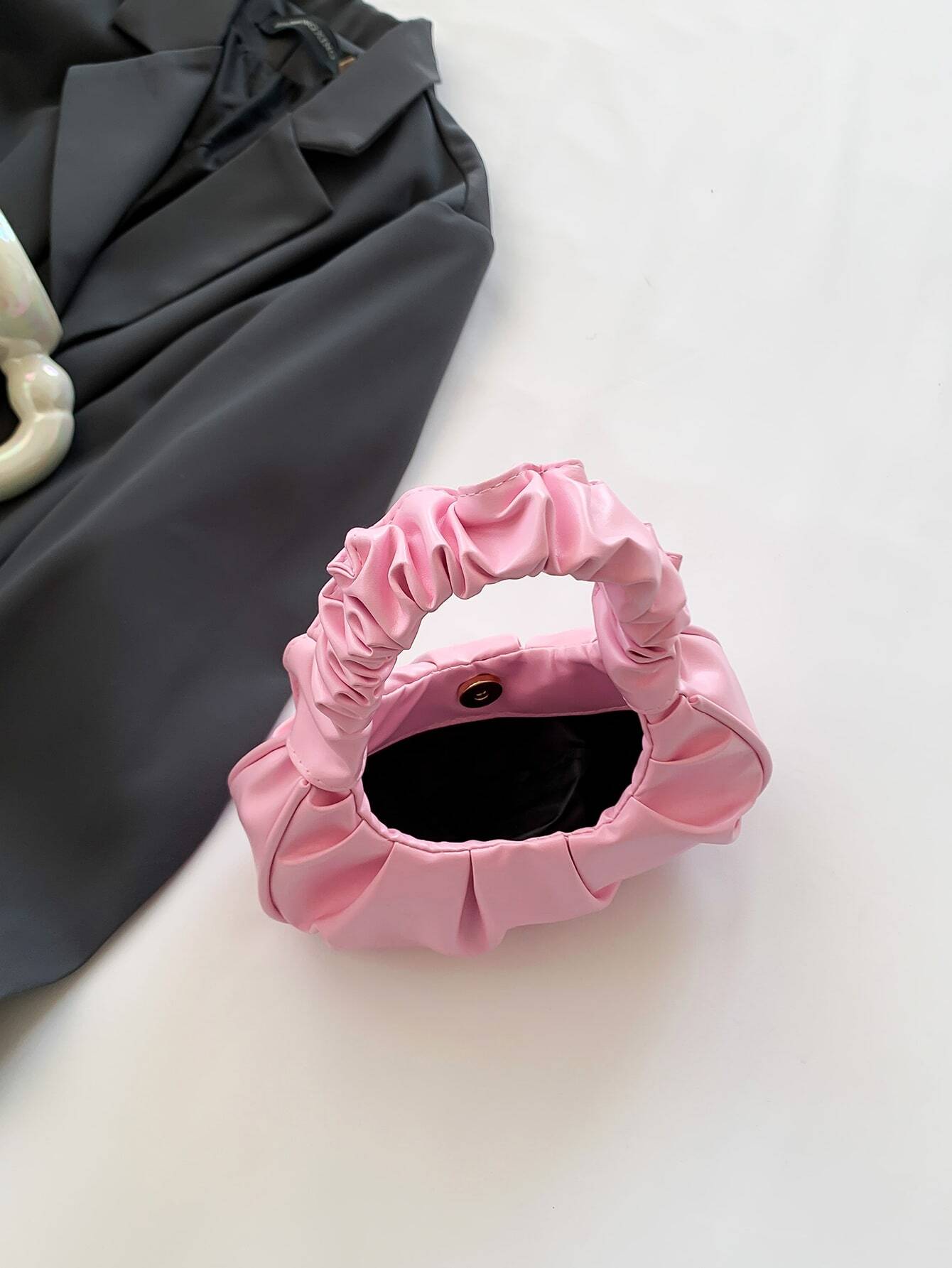 10226 1t-002 Mini bolso de mujer de nube arrugada de mano de color sólido
