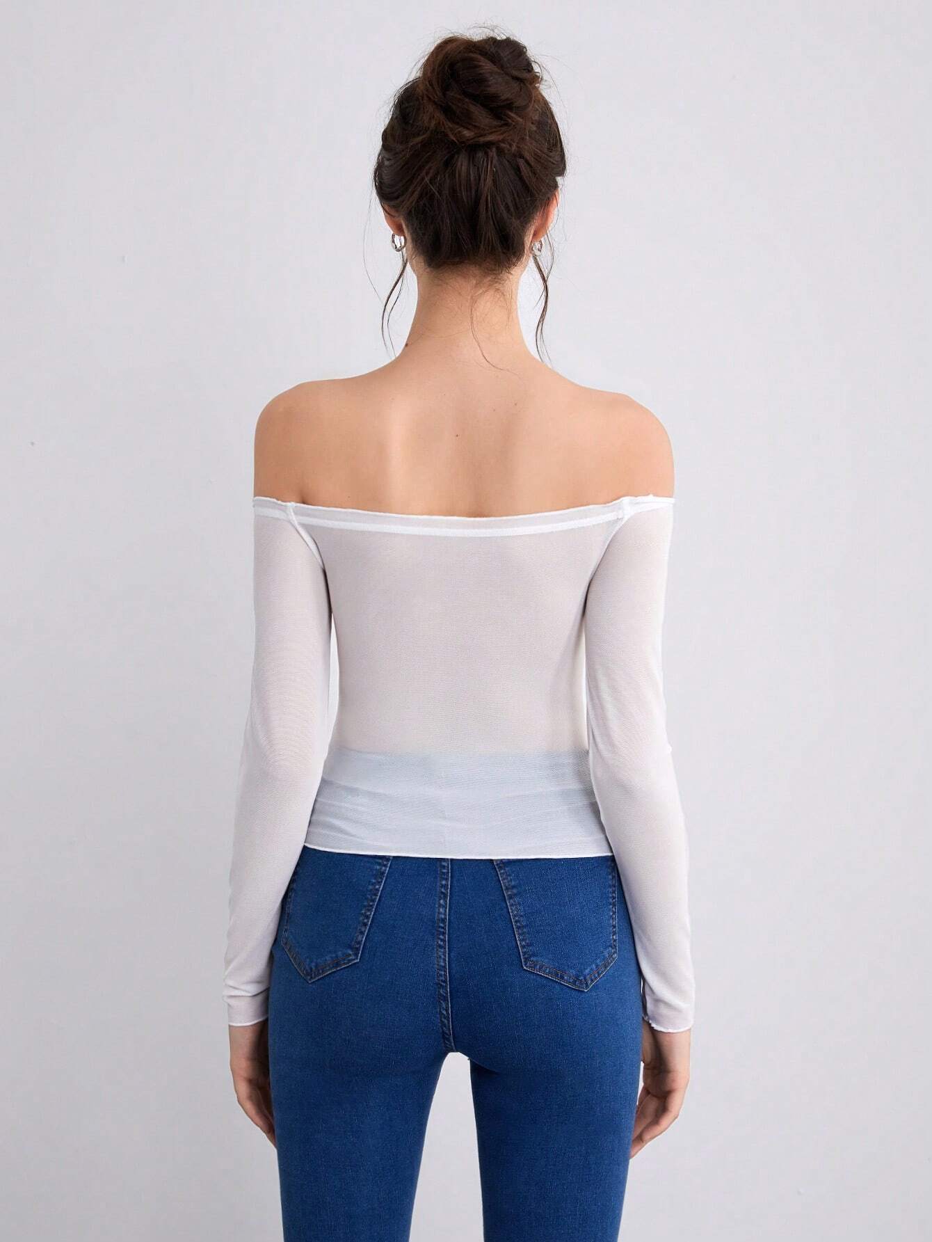 5722 Top de hombros descubiertos unicolor de malla transparente