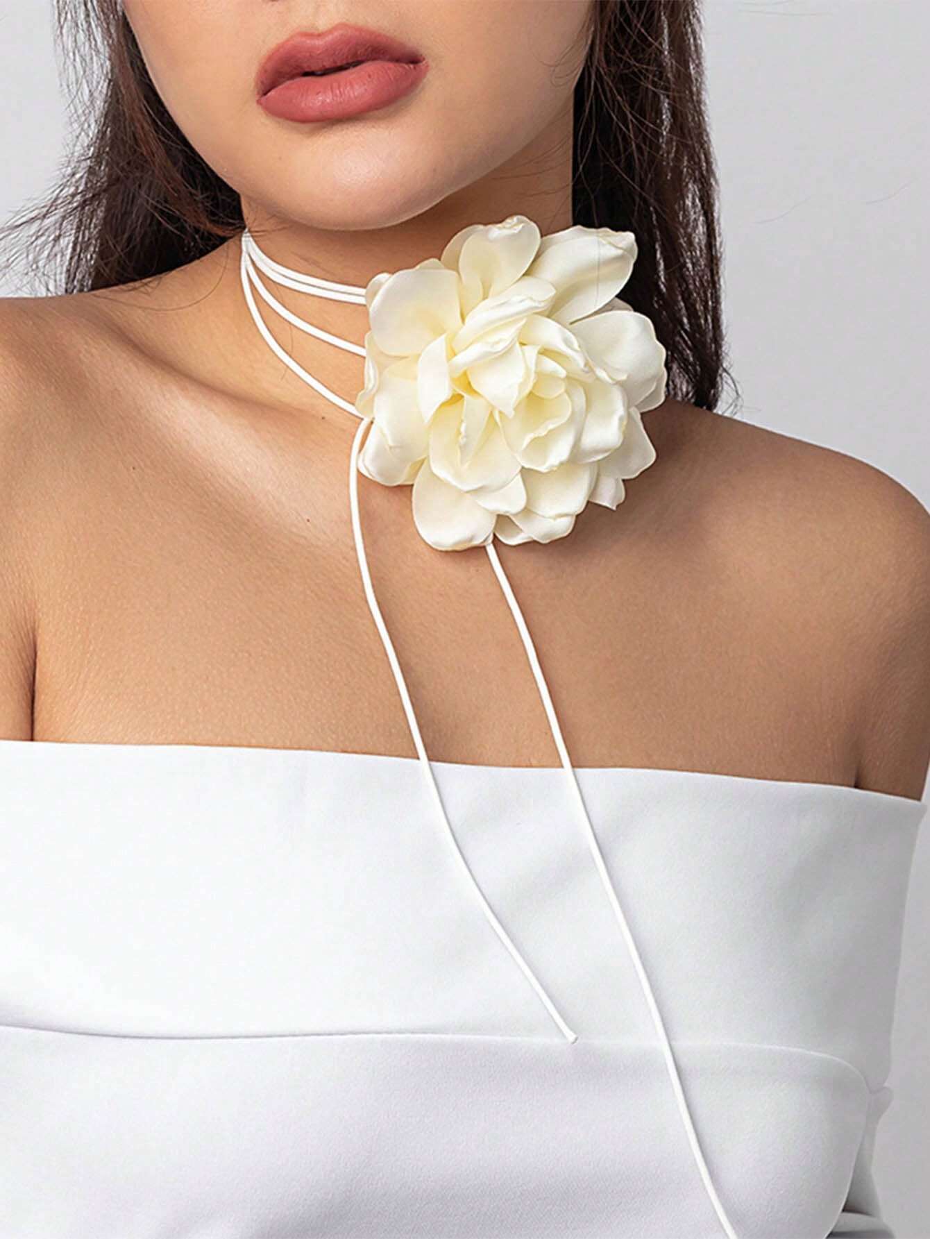 9406 1b-004 Gargantilla con lazo y flores de tela para mujer