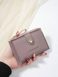7609 a03-05 Billetera Pequeña De Diseño Plegable Con Detalles De Letras De Color Lila