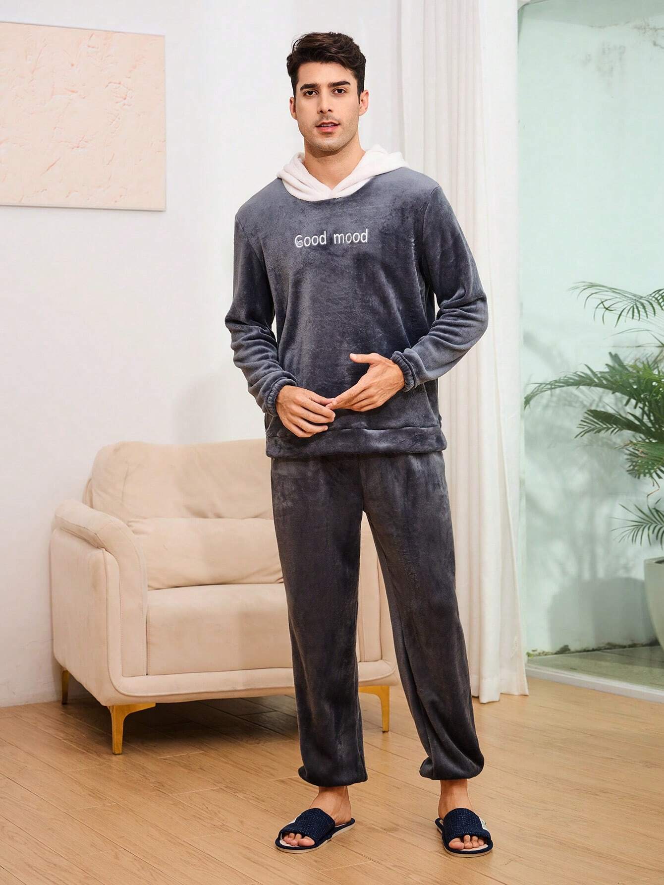 5313 2c-282 Conjunto de pijama con bordado de letra con capucha